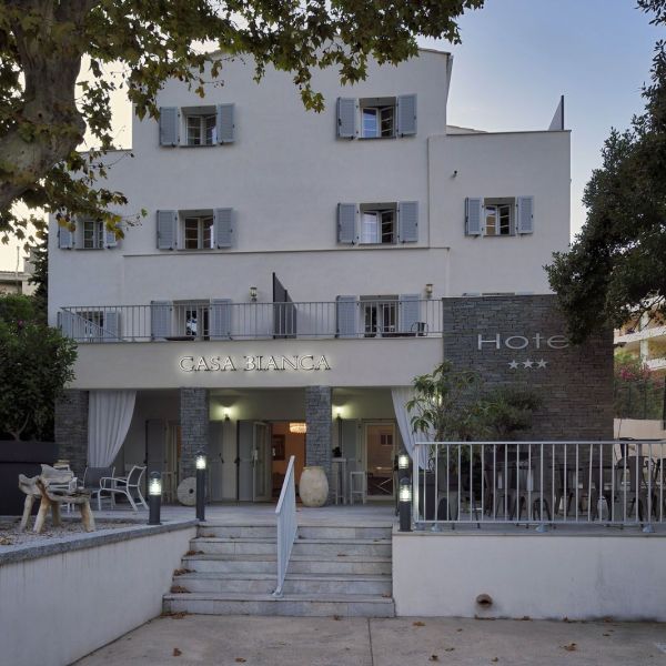 hotel calvi